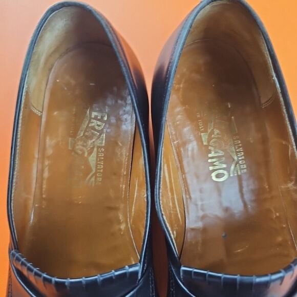 Salvatore Ferragamo Mens Dress Shoes Slip on Black Leather Loafers Mens Sz 8.5 D main image 7